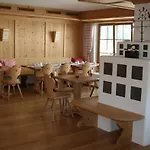 Kelle Hotel Fiss