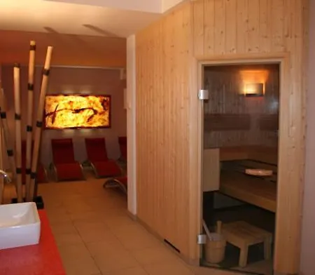 Kelle Otel